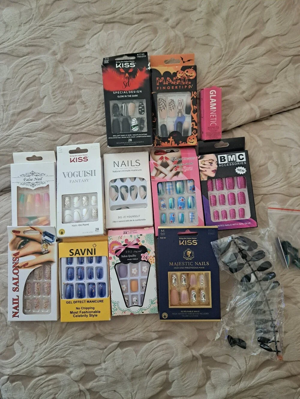 Kiss, SAVNI, YTJ, + Assorted Press-On Nail Collection W Glamnetic Glue